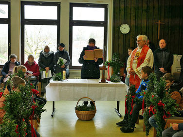 Palmsontag in St. Crescentius - Beginn der Heiligen Woche (Foto: Karl-Franz Thiede)